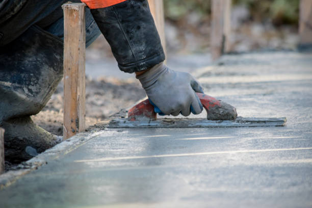 Best Commercial Concrete Contractor  in Grandview, MO