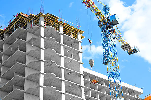 Best Custom Concrete Contractor  in Grandview, MO